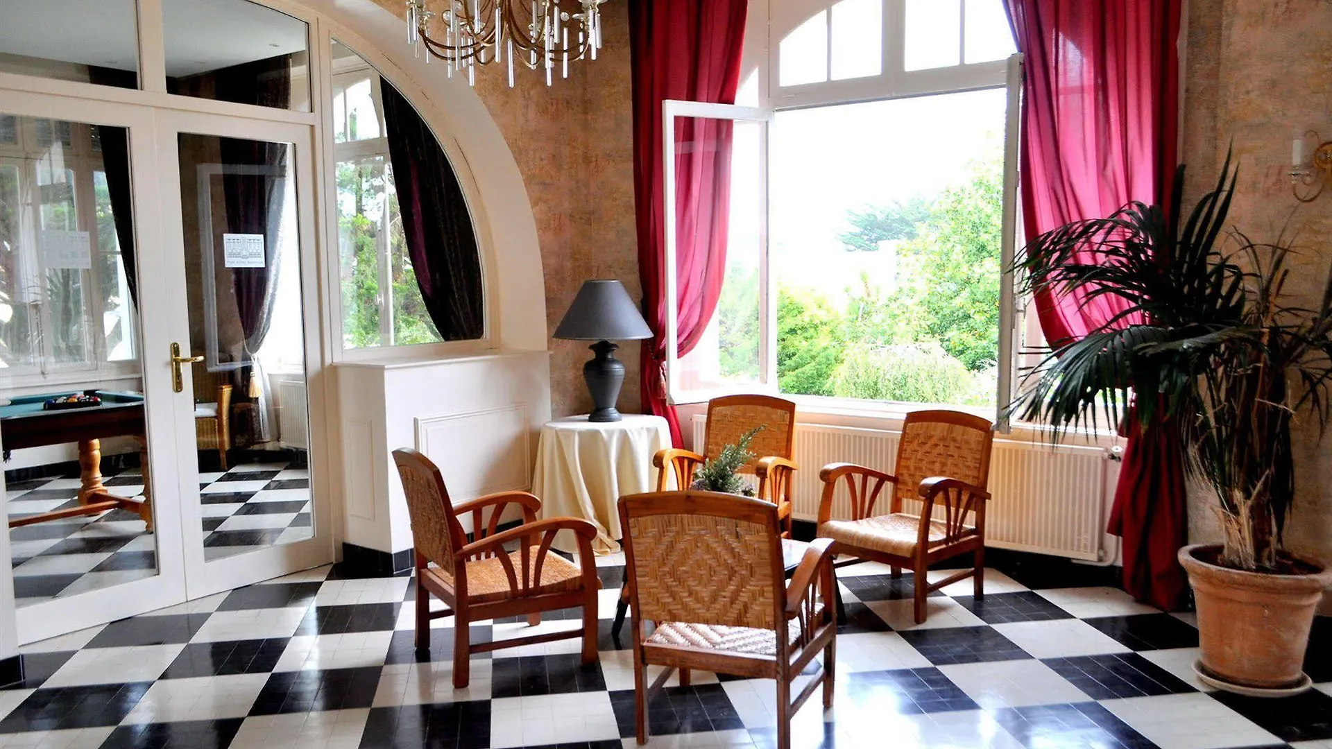 Park Hotel Bellevue Trégastel